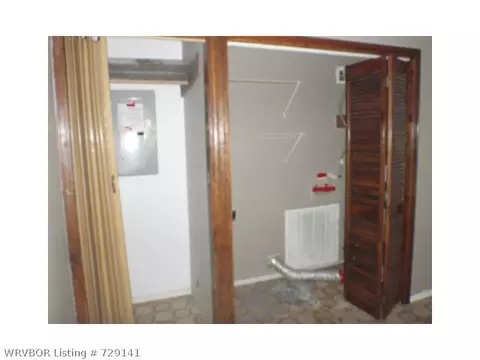 1398 15th Ter, Barling, AR 72923 photo 14