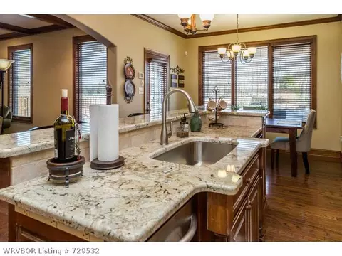 6812 Riley Park Dr, Fort Smith, AR 72916 photo 8
