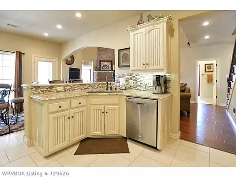 6307 Red Cedar Cir, Fort Smith, AR 72916 photo 8