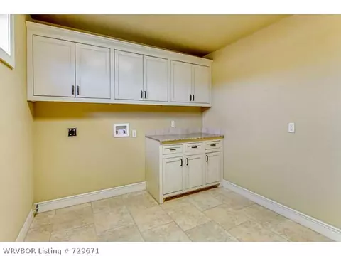 8814 Wildwood Way, Fort Smith, AR 72908 photo 21