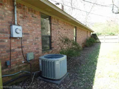 4601 S R St, Fort Smith, AR 72903 photo 4