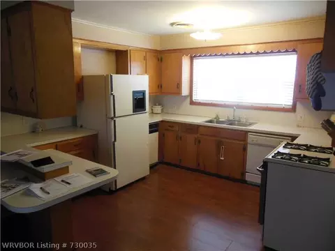 2101 Boston St, Fort Smith, AR 72901 photo 2