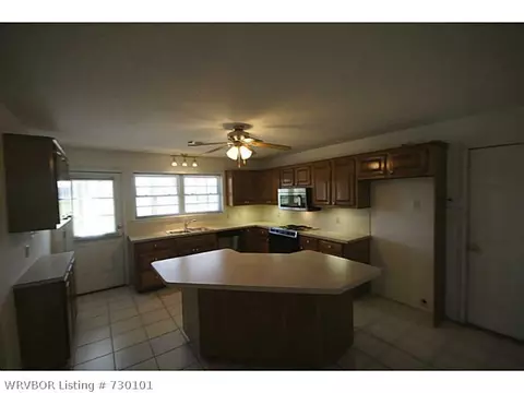 307 E Mckenzie Ave, Pocola, OK 74902 photo 5
