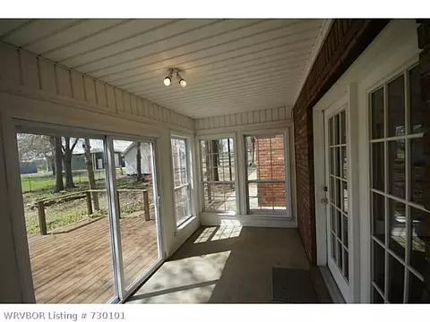 307 E Mckenzie Ave, Pocola, OK 74902 photo 9