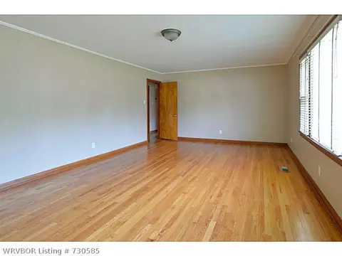 4301 Free Ferry Ln, Fort Smith, AR 72903 photo 2
