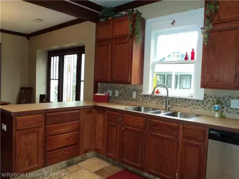 210 May Ave, Fort Smith, AR 72901 photo 12
