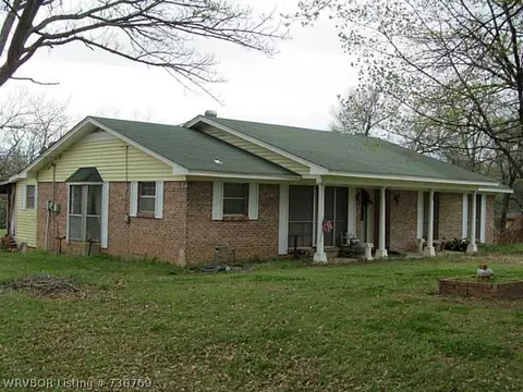 14 N Cedar St, Alma, AR 72921 photo 2