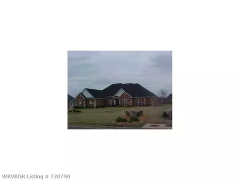 5904 Valley View Dr, Fort Smith, AR 72916 photo 1