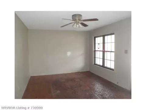 2906 Savannah St, Fort Smith, AR 72901 photo 3