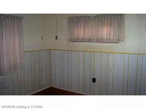 1004 4th Ter, Barling, AR 72923 photo 9