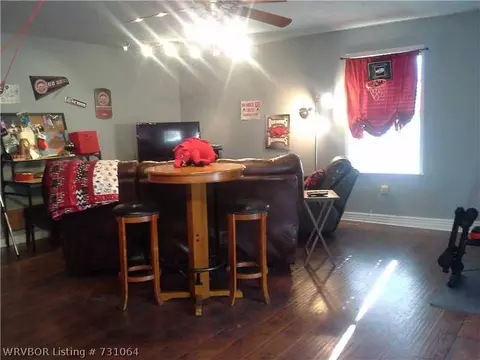 606 Strozier Ln, Barling, AR 72923 photo 10