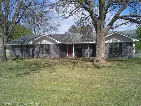 606 Strozier Ln, Barling, AR 72923 photo 1