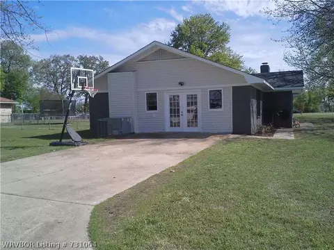 606 Strozier Ln, Barling, AR 72923 photo 21