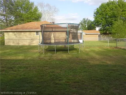 606 Strozier Ln, Barling, AR 72923 photo 19