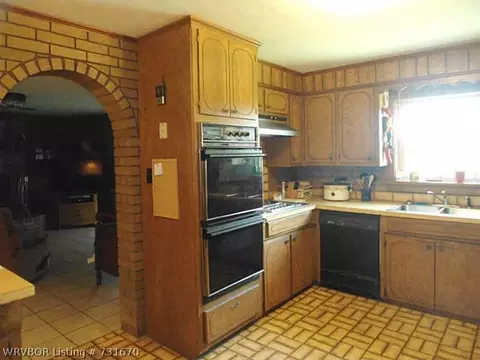 13020 Parnell Ln, Fort Smith, AR 72916 photo 6