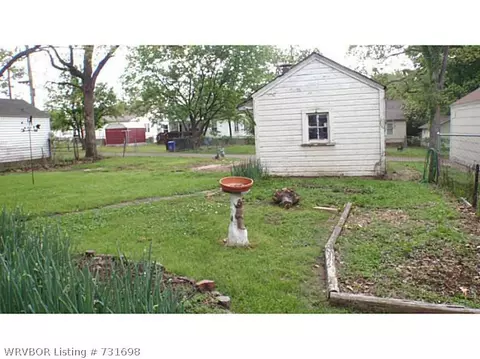2013 S T St, Fort Smith, AR 72901 photo 4