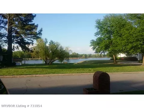 10404 Riverview Dr, Fort Smith, AR 72903 photo 5