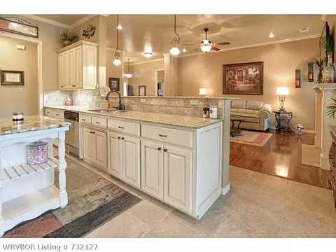 1318 Falling Leaf Cir, Alma, AR 72921 photo 10