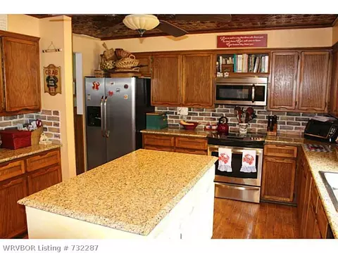 1404 Oak Knolls Cir, Fort Smith, AR 72903 photo 10