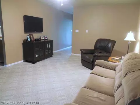 1312 Princeton Dr, Fort Smith, AR 72908 photo 3
