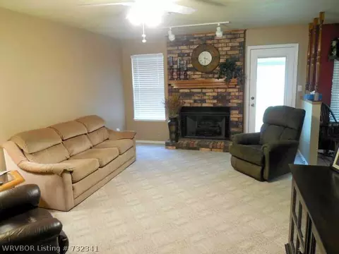 1312 Princeton Dr, Fort Smith, AR 72908 photo 4