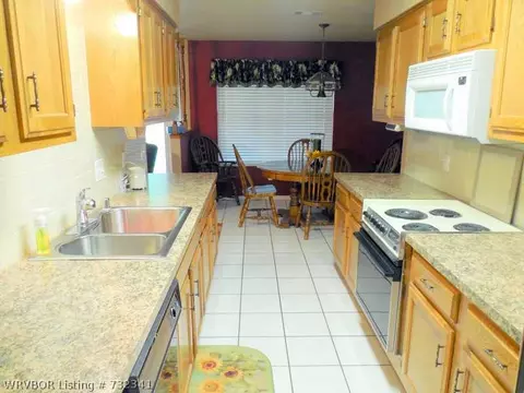 1312 Princeton Dr, Fort Smith, AR 72908 photo 5