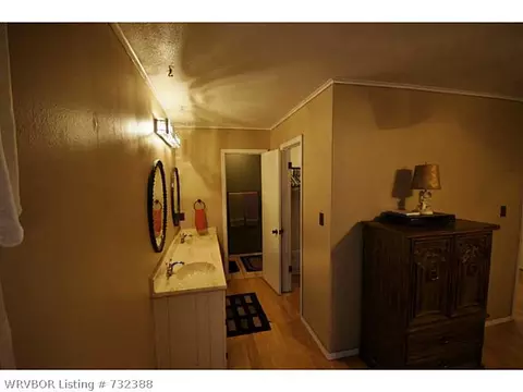 1100 W Main St, Lavaca, AR 72941 photo 5