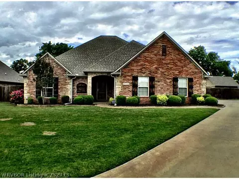 5709 Graystone Dr, Fort Smith, AR 72916 photo 1