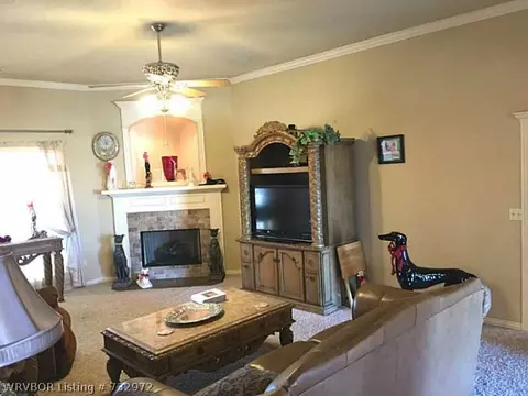604 Windbrook Ct, Fort Smith, AR 72908 photo 5