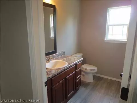 2511 Crestview Ln, Barling, AR 72923 photo 11