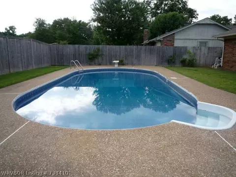 3012 Riverbend Dr, Fort Smith, AR 72903 photo 4