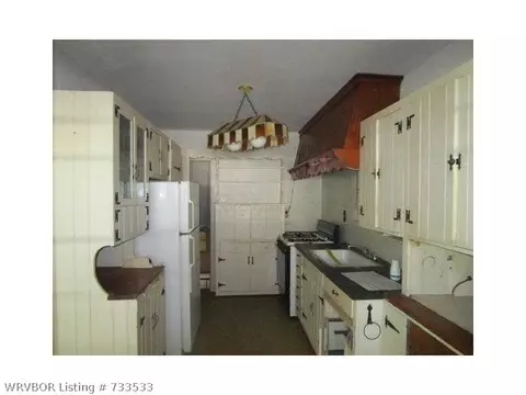 3622 Macarthur Dr, Fort Smith, AR 72904 photo 2