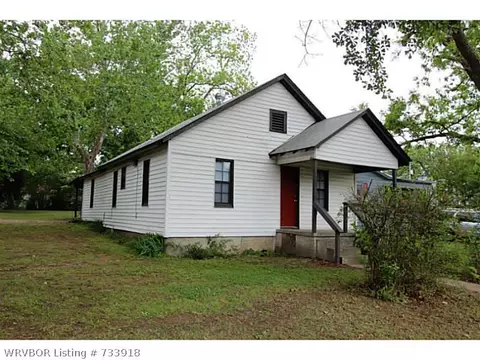 1201 N 45th St, Fort Smith, AR 72904 photo 1