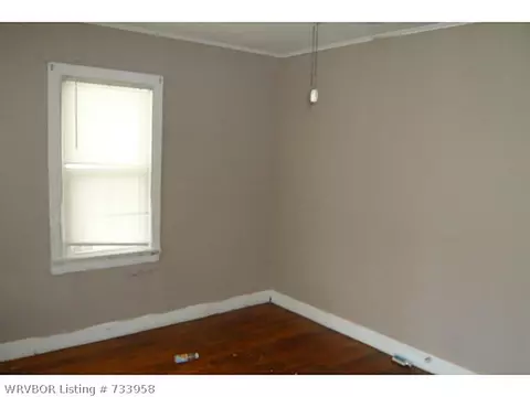 619 Harriet Ln, Fort Smith, AR 72904 photo 2