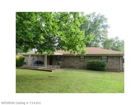 8025 Southridge Dr, Fort Smith, AR 72908 photo 2