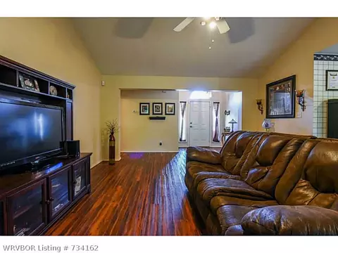 505 J St, Barling, AR 72923 photo 4