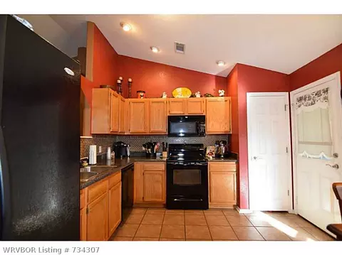 1561 Eastgate Cir, Greenwood, AR 72936 photo 7