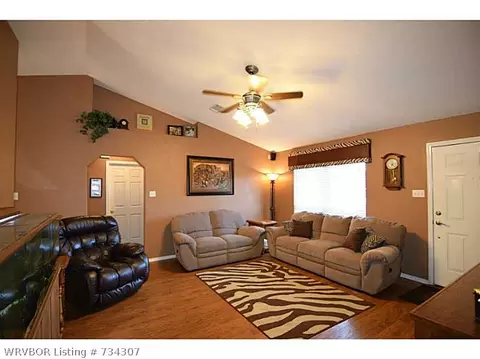 1561 Eastgate Cir, Greenwood, AR 72936 photo 4