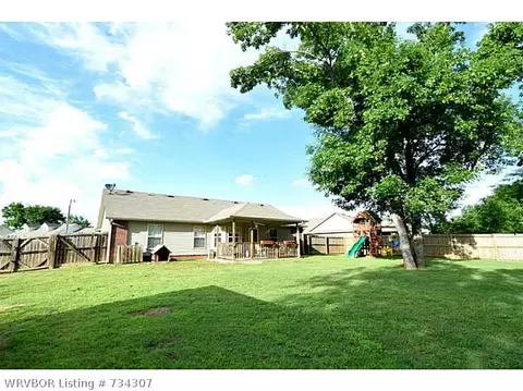 1561 Eastgate Cir, Greenwood, AR 72936 photo 21