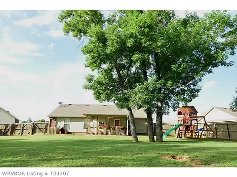 1561 Eastgate Cir, Greenwood, AR 72936 photo 18