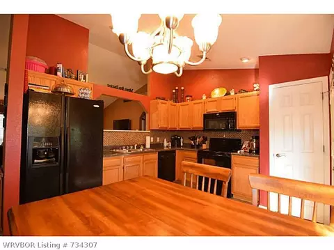 1561 Eastgate Cir, Greenwood, AR 72936 photo 6