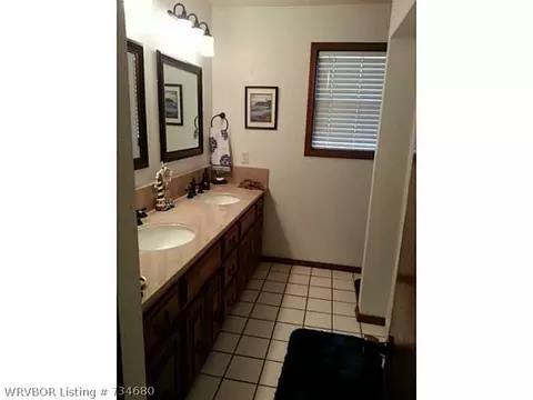 8517 Cove Cir, Hackett, AR 72937 photo 17
