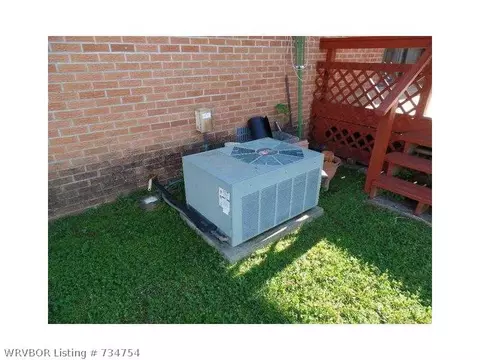1423 Houston St, Fort Smith, AR 72901 photo 3
