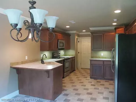 604 E Mary St, Paris, AR 72855 photo 4