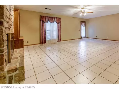 8201 Valley Forge Rd, Fort Smith, AR 72903 photo 4
