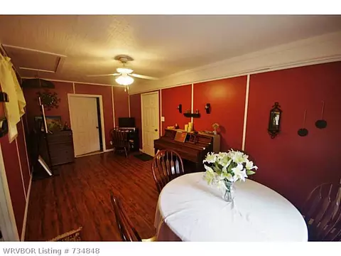 302 Marvin St, Hackett, AR 72937 photo 8