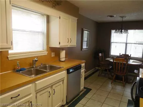3401 Brooken Hill Dr, Fort Smith, AR 72908 photo 2