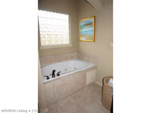 1905 Fairbanks Dr, Barling, AR 72923 photo 10
