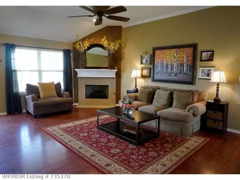 1905 Fairbanks Dr, Barling, AR 72923 photo 2