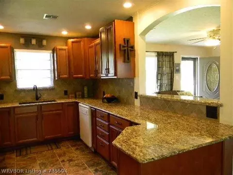 726 Hillside Dr, Fort Smith, AR 72908 photo 9